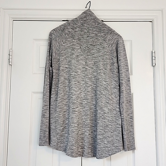 Athleta Nirvana Wear Two Ways Wrap Marl Grey Heather Size XS - Picture 4 of 4